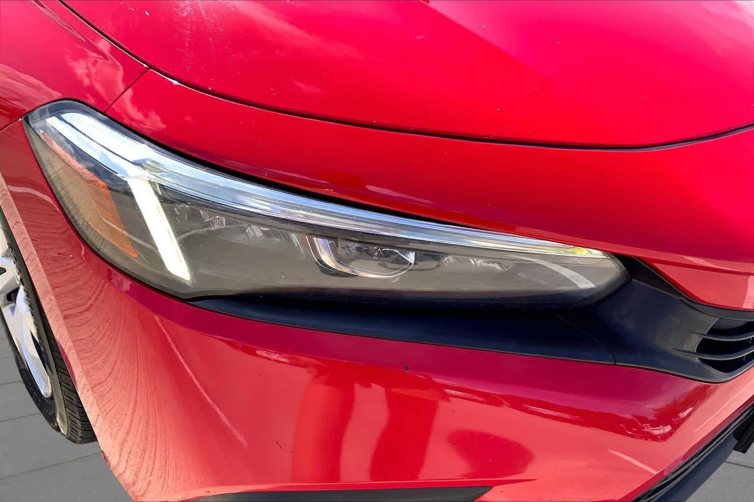 Used 2022 Rallye Red Honda LX image 27