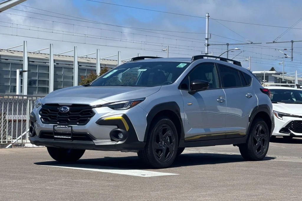 Used 2025 Silver Subaru Sport image 8