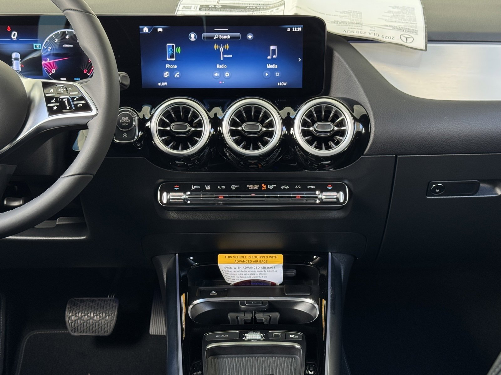 2025 Mercedes-Benz GLA GLA250 - Photo 28