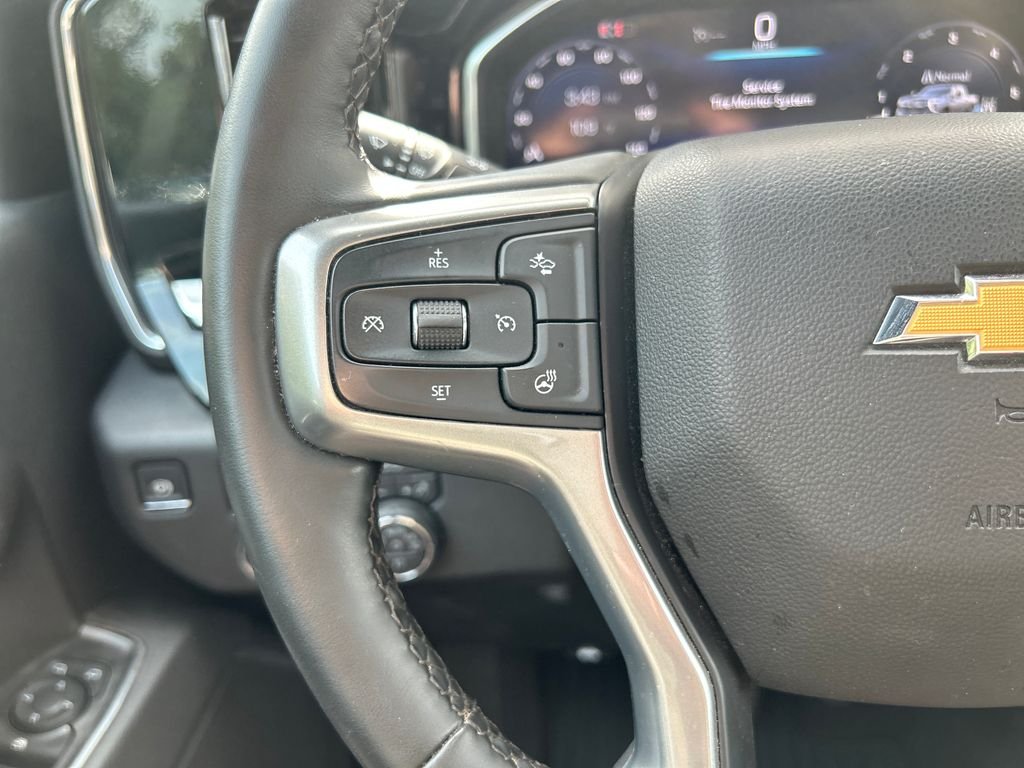 Used 2025 White Chevrolet LT image 20