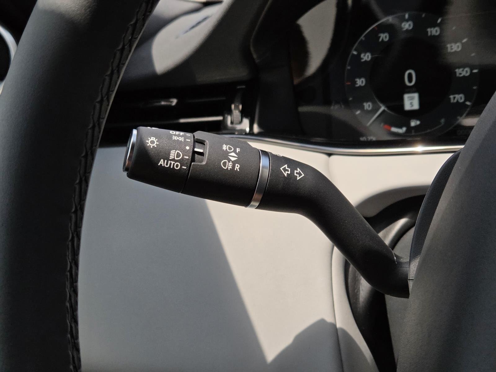 New 2026 Fuji White Land Rover Core S image 21