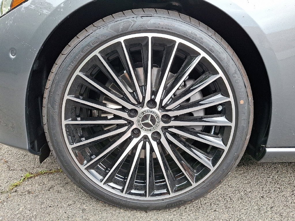 New 2026 Selenite Grey Metallic Mercedes-Benz C 300 image 25
