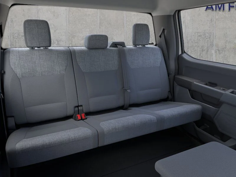 New 2026 Oxford White Ford F-250® XLT image 11