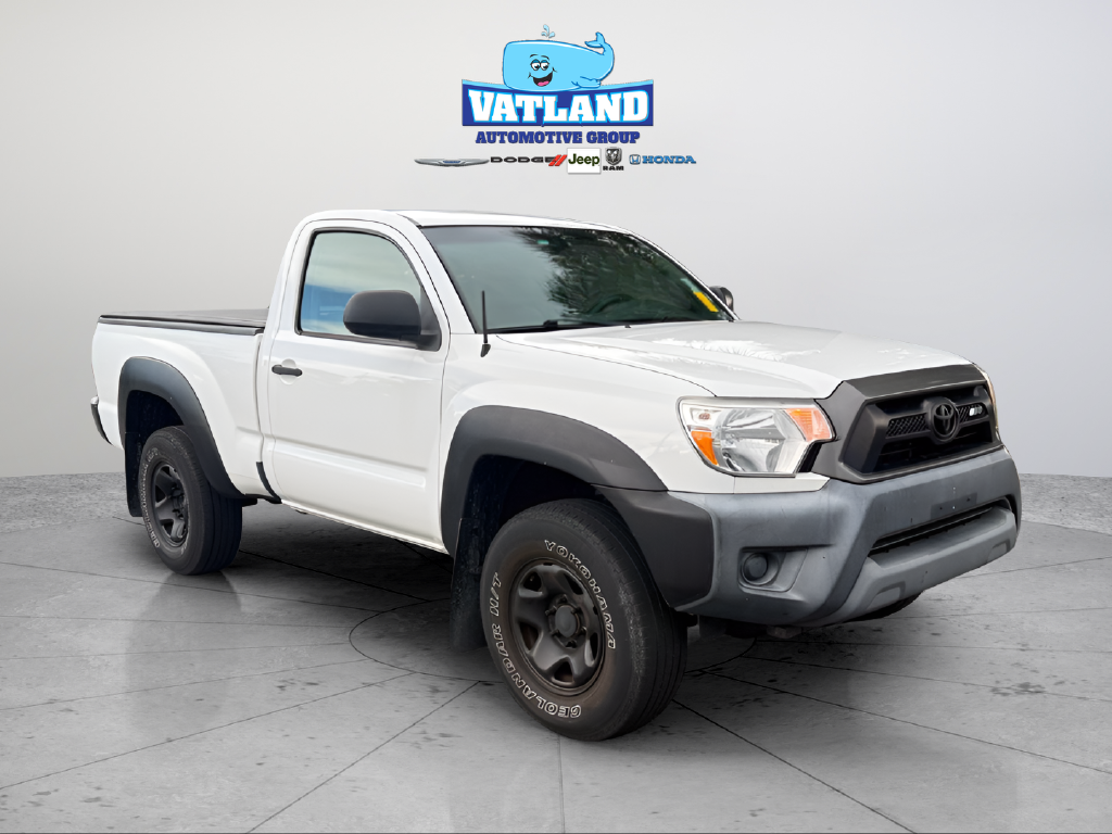 Used 2012 White Toyota Base image 27
