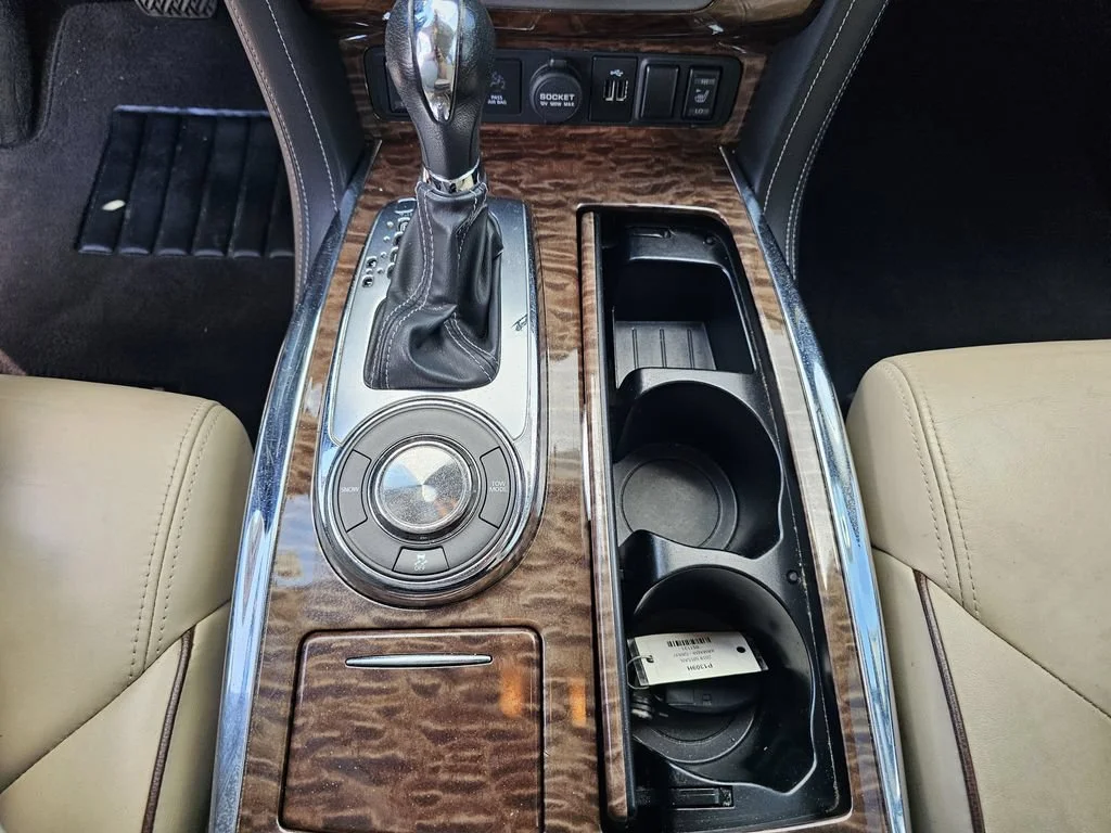 Used 2018 Gun Metallic Nissan SL image 61