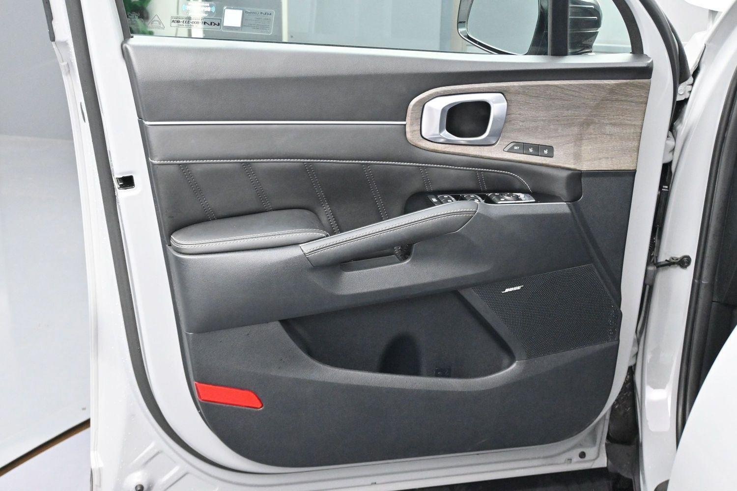 Used 2023 Wolf Gray Kia X-Line SX Prestige image 12