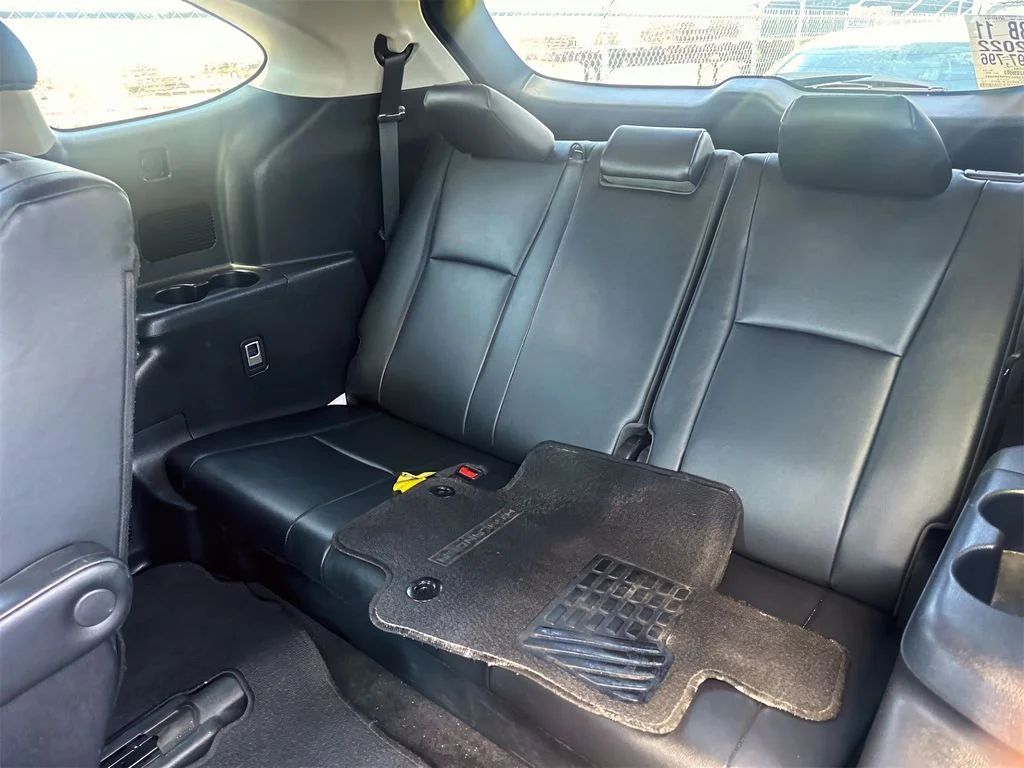 Used 2022 Celestial Silver Metallic Toyota Hybrid XLE image 11