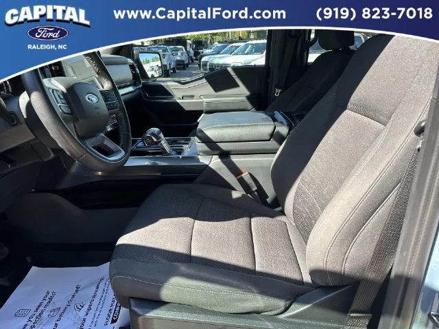 Used 2023 Blue Ford XLT image 19