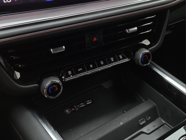 Used 2025 Gray Chevrolet RST image 21