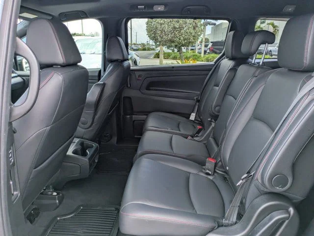 2023 Honda Odyssey SPORT - Photo 14