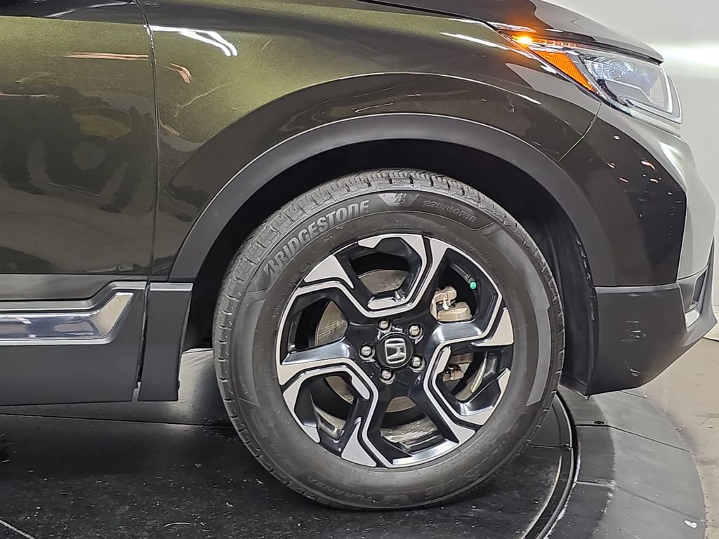 Used 2017 Black Honda Touring image 11