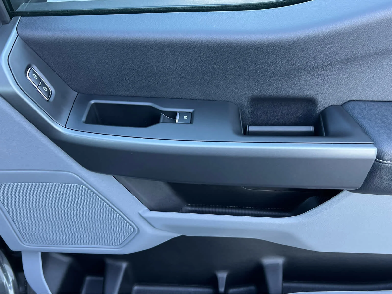New 2026 Carbonized Gray Metallic Ford F-350® XL image 18