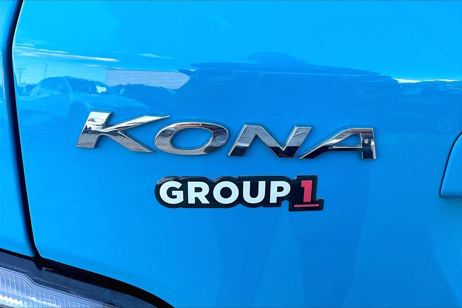 Used 2022 Teal Isle Hyundai SEL image 10