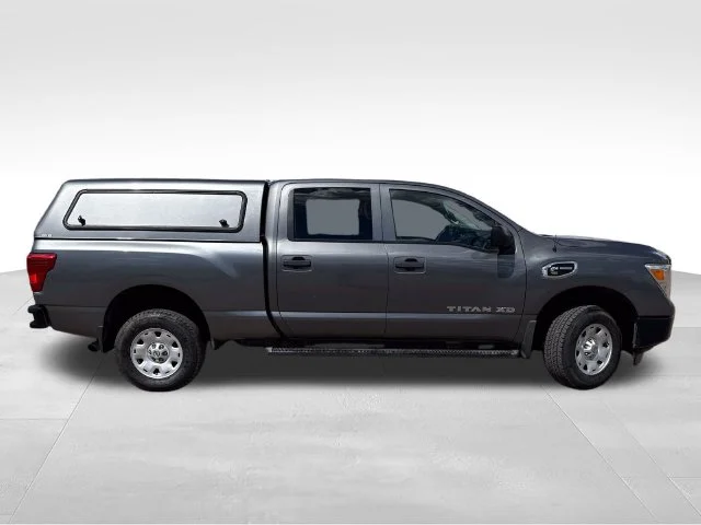 Used 2019 Gray Nissan S image 8