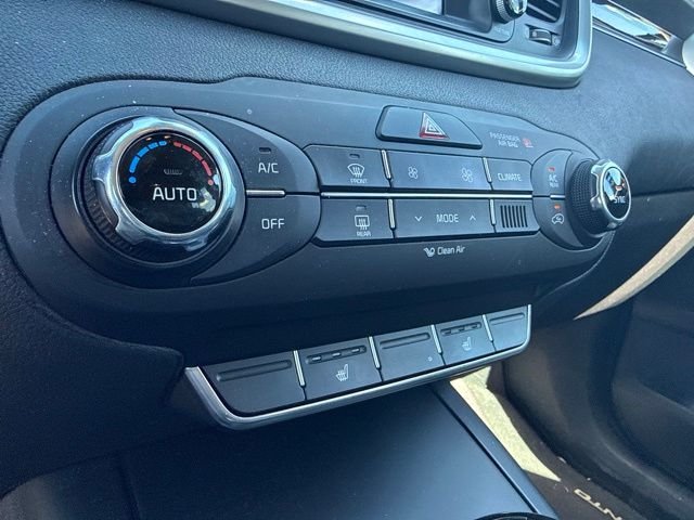 Used 2017 Red Kia LX image 15