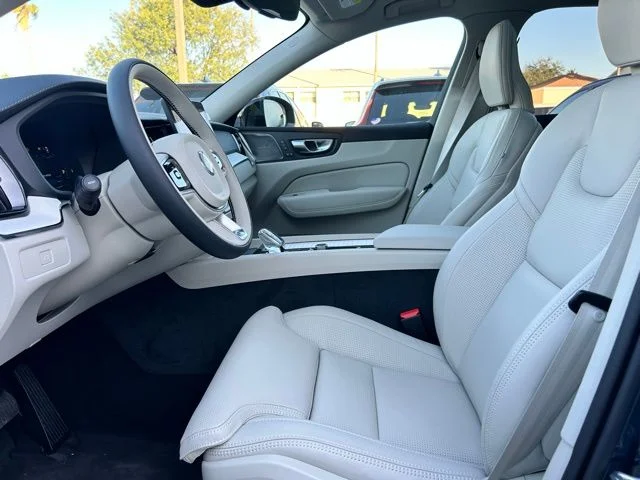 2026 Volvo XC60 Ultra - Photo 15