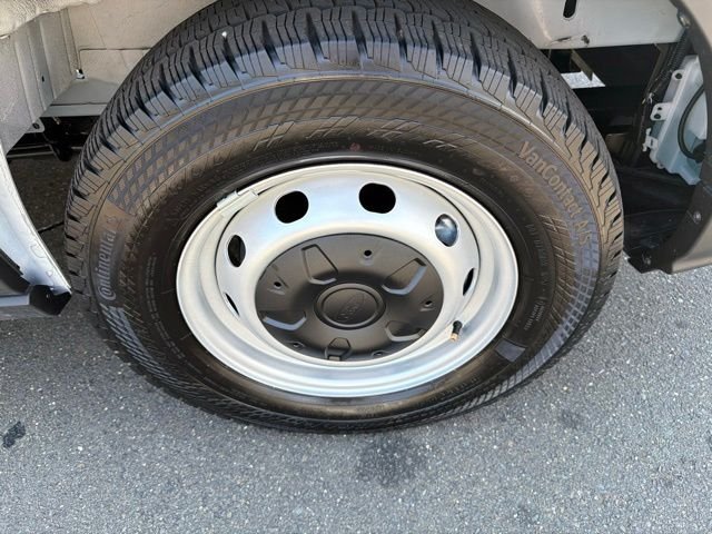 Used 2025 White Ford Base image 22