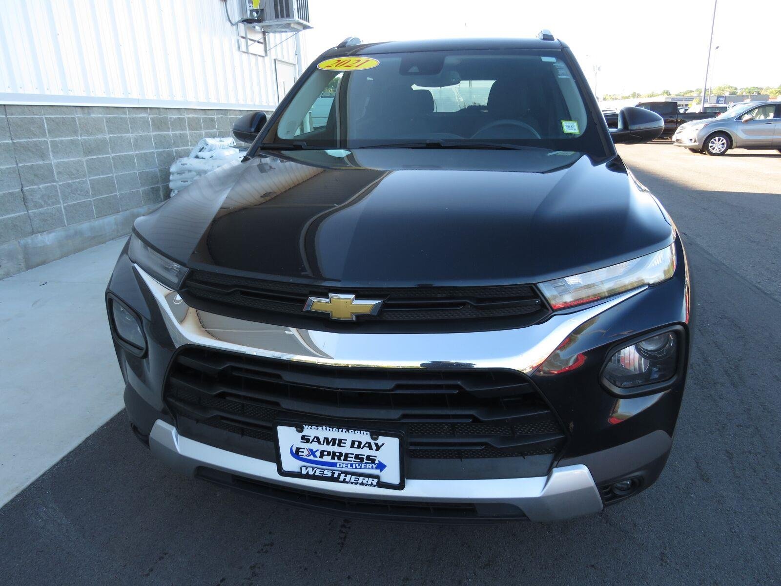 Used 2021 Midnight Blue Metallic Chevrolet LT image 14