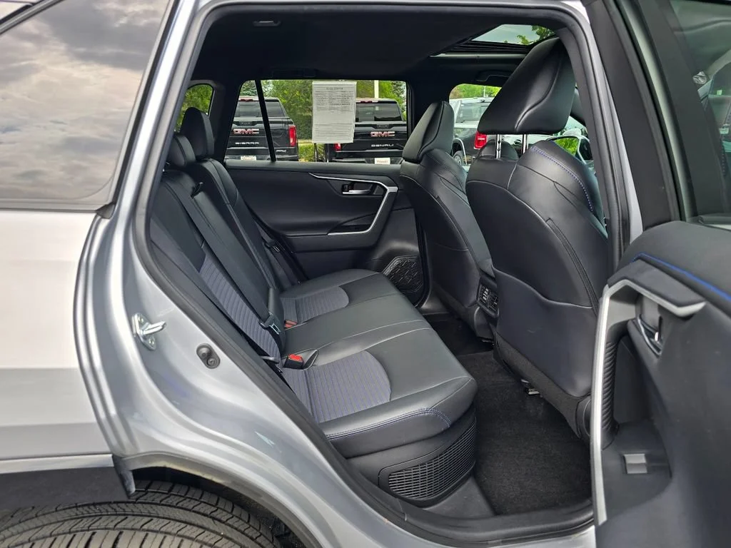 2021 Toyota RAV4 XSE - Photo 28