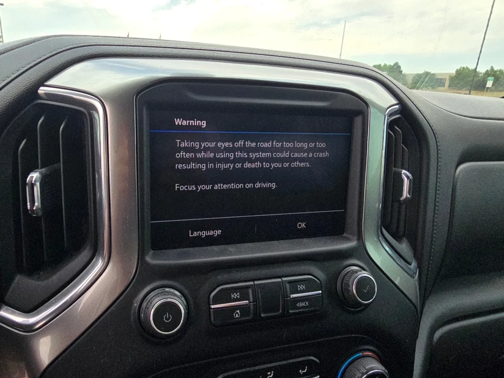 Used 2020 Shadow Gray Metallic Chevrolet LT image 25