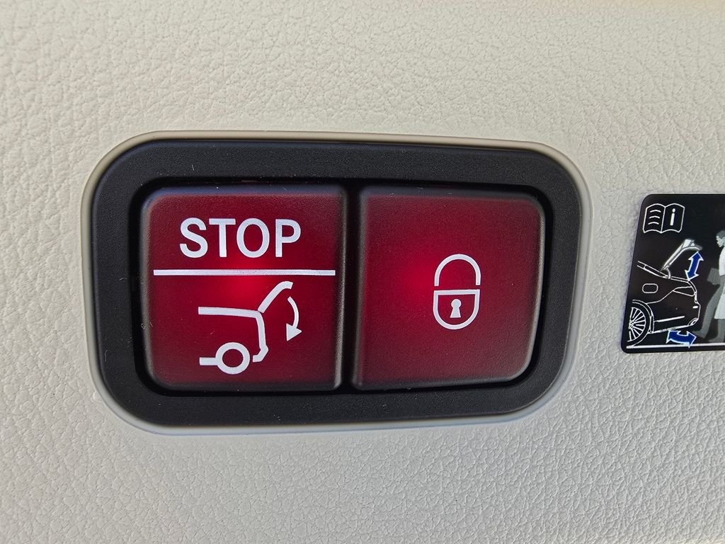 Used 2022 Polar White Mercedes-Benz 450 image 19