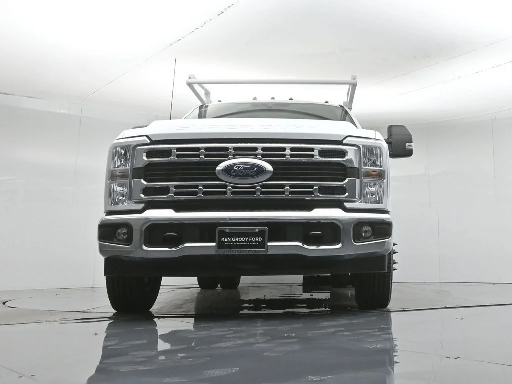 New 2025 White Ford XL image 50