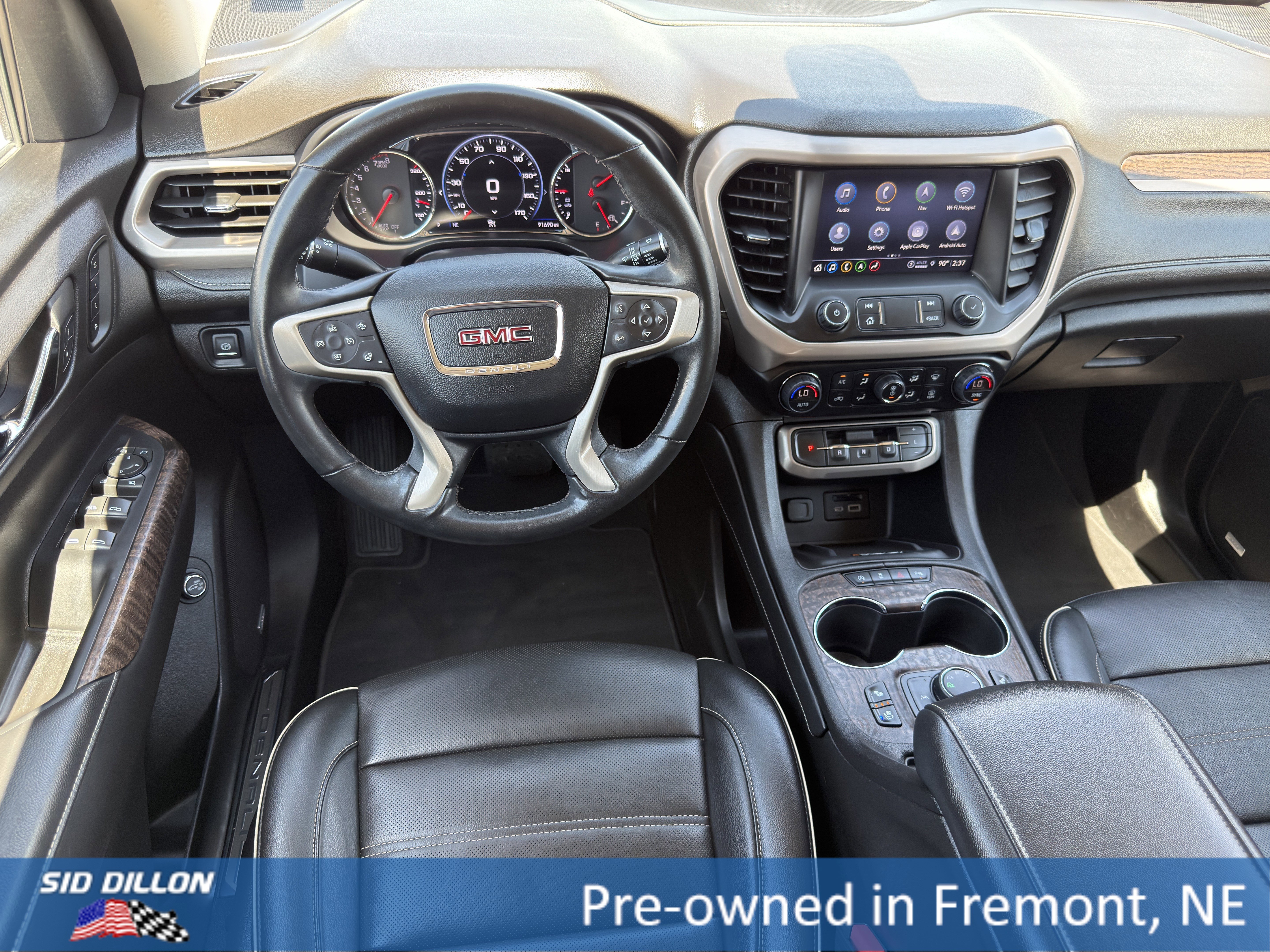 Used 2023 Volcanic Red Tintcoat GMC Denali image 9