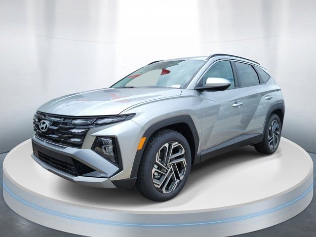 New 2026 Silver Hyundai SEL Plus FWD image 3