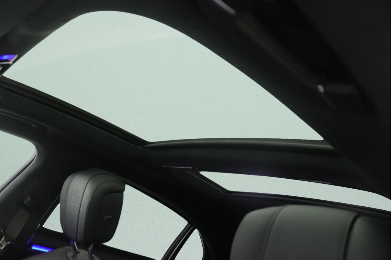 New 2026  Mercedes-Benz S 63 E AMG® 4MATIC® image 12