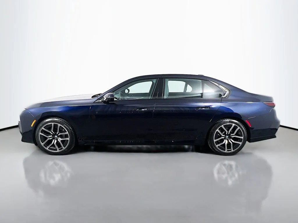 Used 2025 Carbon Black Metallic BMW 740i xDrive image 8