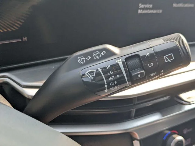 New 2026 Glacial White Pearl Kia S image 27