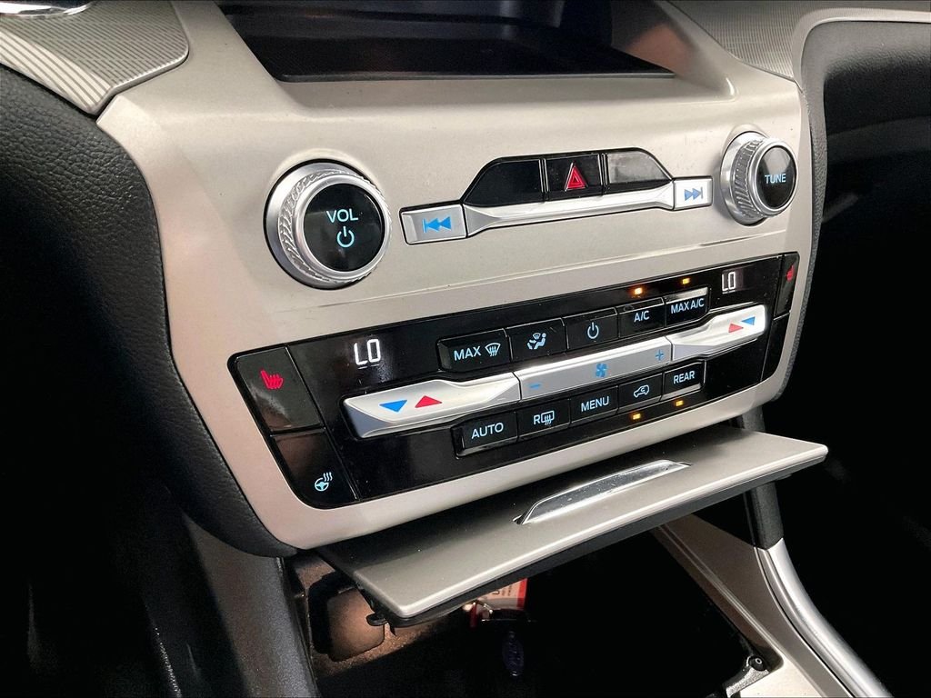 Used 2021 Oxford White Ford XLT image 26