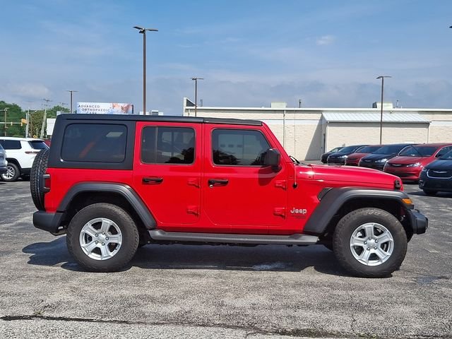 Used 2018 Red Jeep Unlimited Sport S image 12