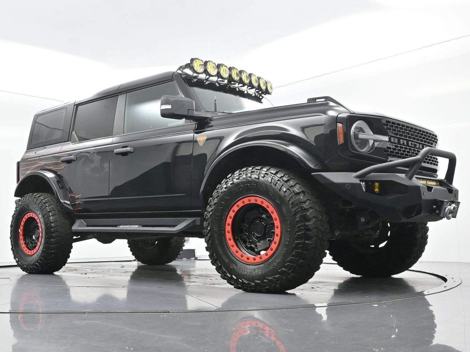 Used 2021 Shadow Black Ford Badlands image 51
