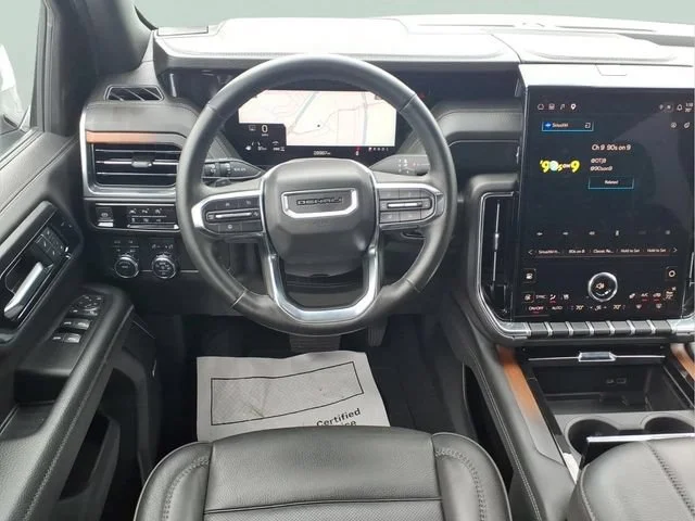Used 2025 Summit White GMC Denali image 4