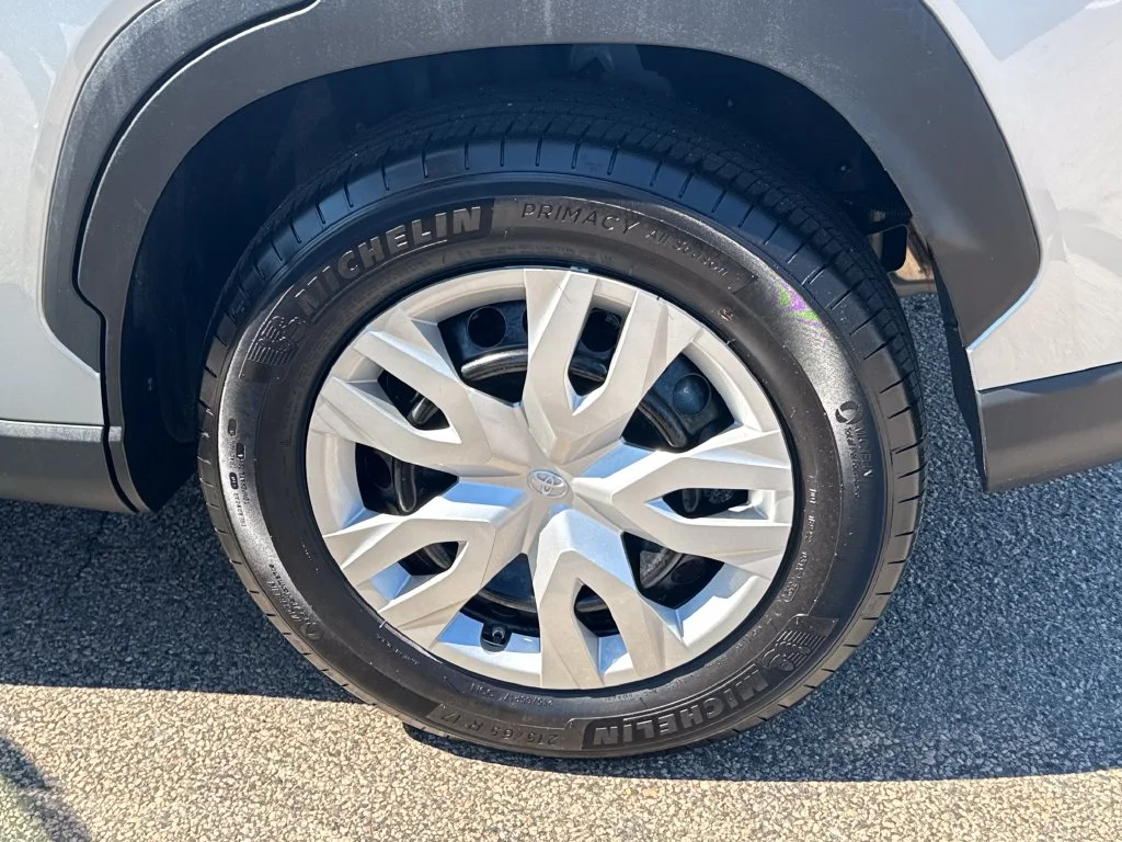 Used 2024 Silver Toyota L image 35