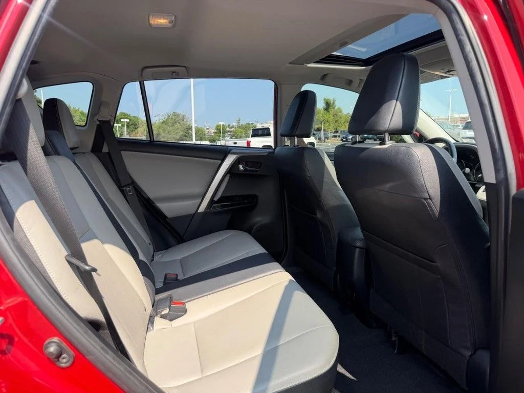Used 2016 Red Toyota Limited image 12