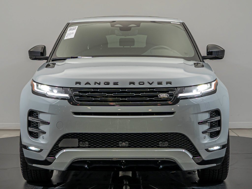 Used 2026 Arroios Grey Metallic Land Rover Dynamic image 2