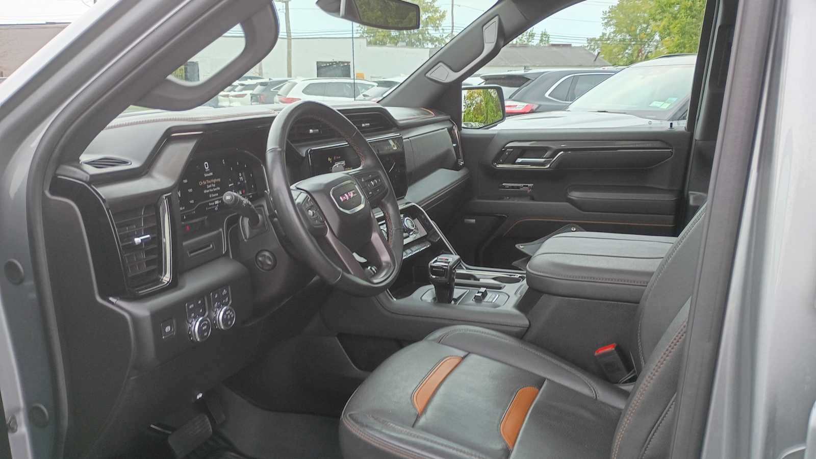 Used 2024 Sterling Metallic GMC AT4 image 6