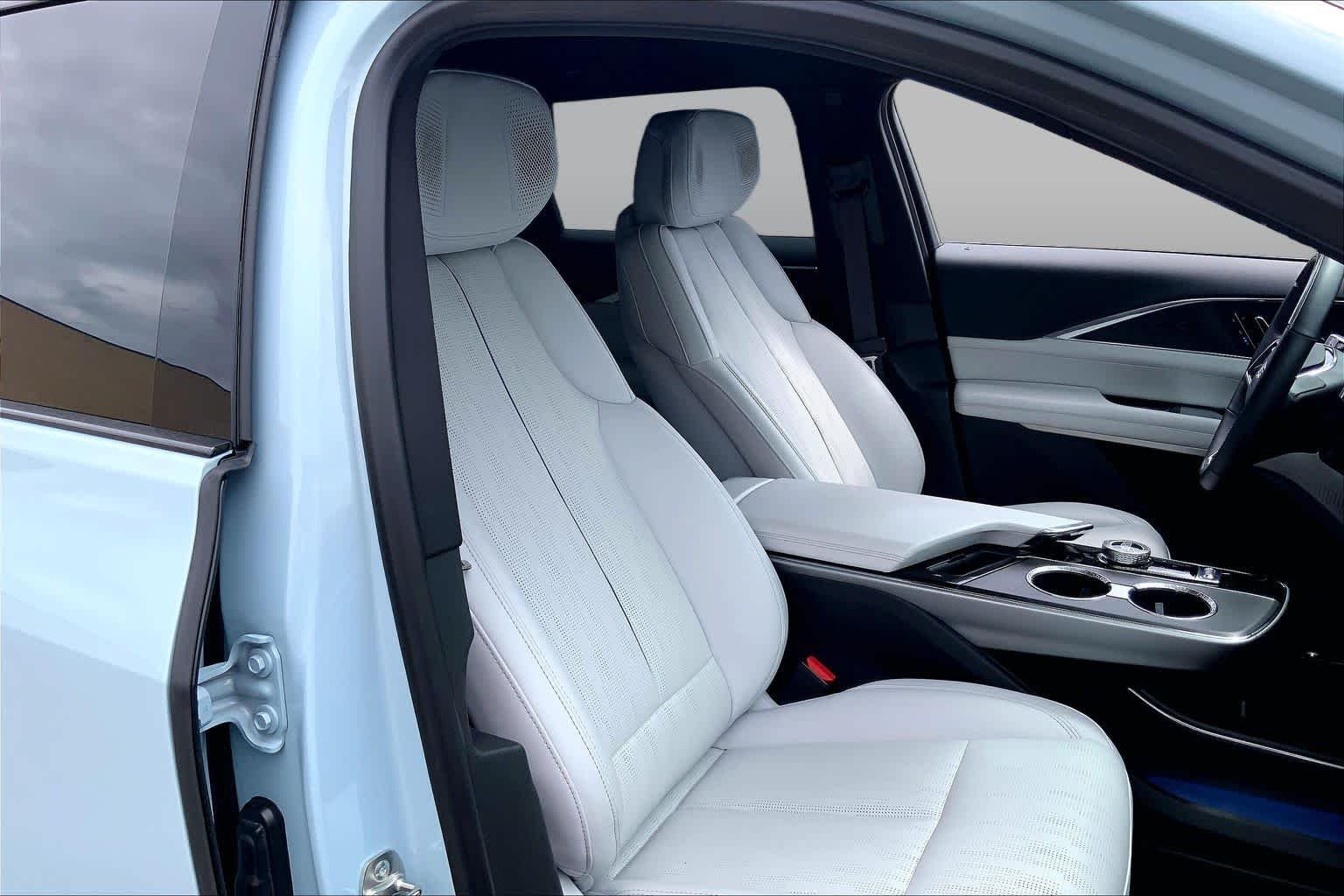 Used 2024 Nimbus Metallic Cadillac Sport image 8