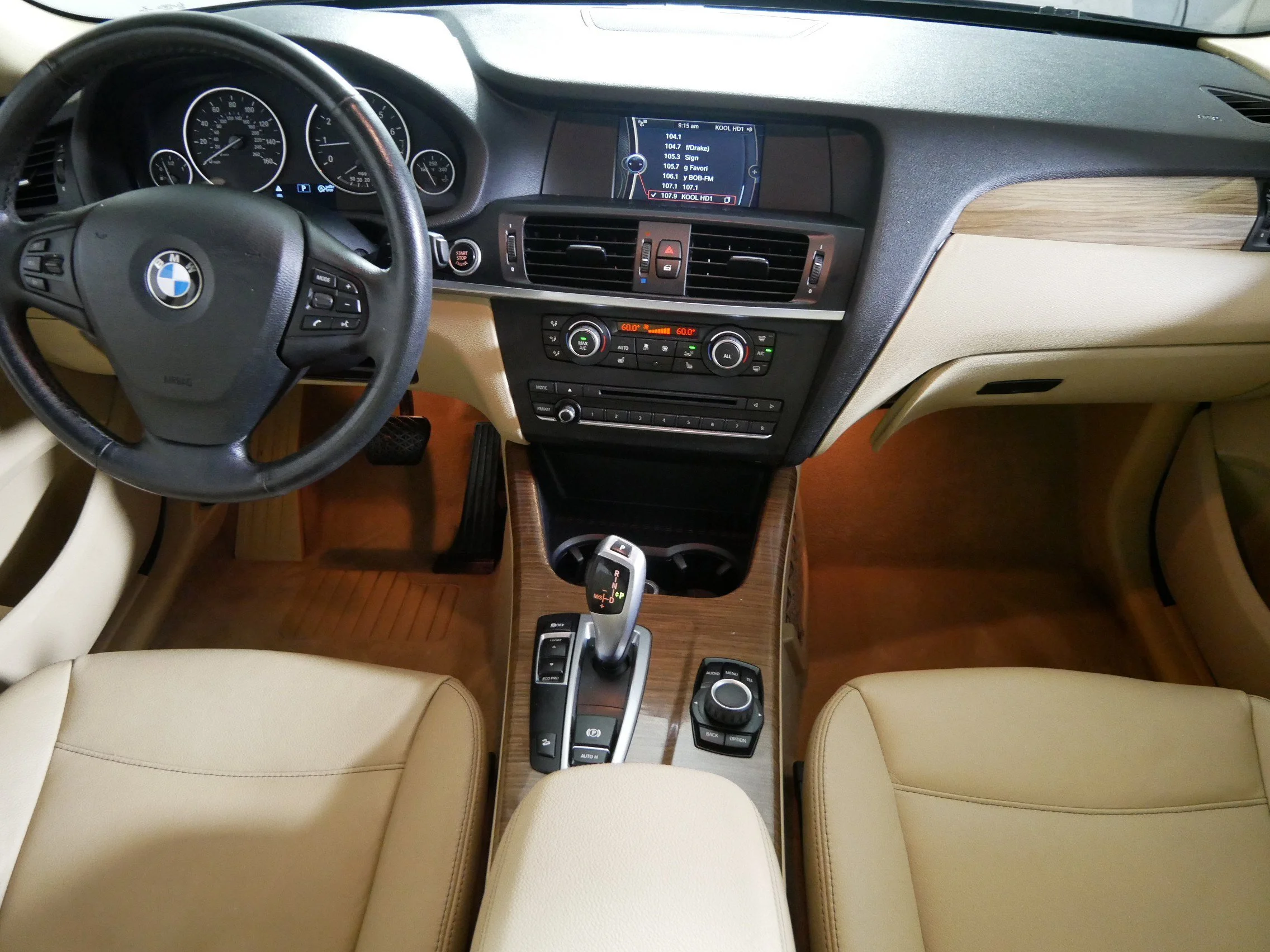 Used 2013 Black Sapphire Metallic BMW xDrive28i image 10