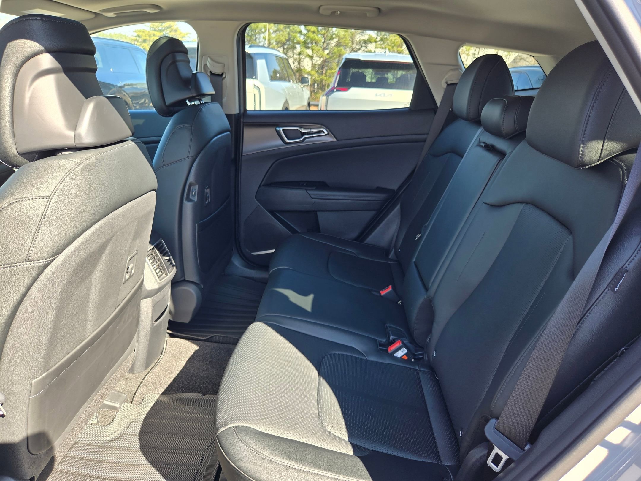 New 2026 Wolf Gray Kia EX image 26