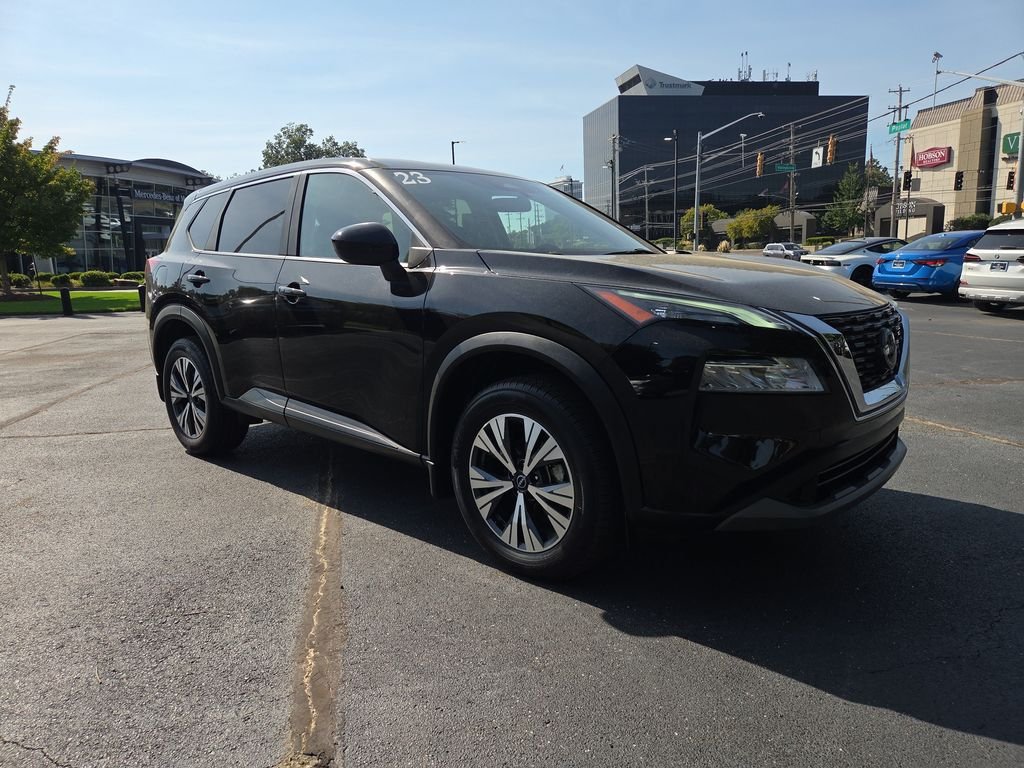 2023 Nissan Rogue SV - Photo 7