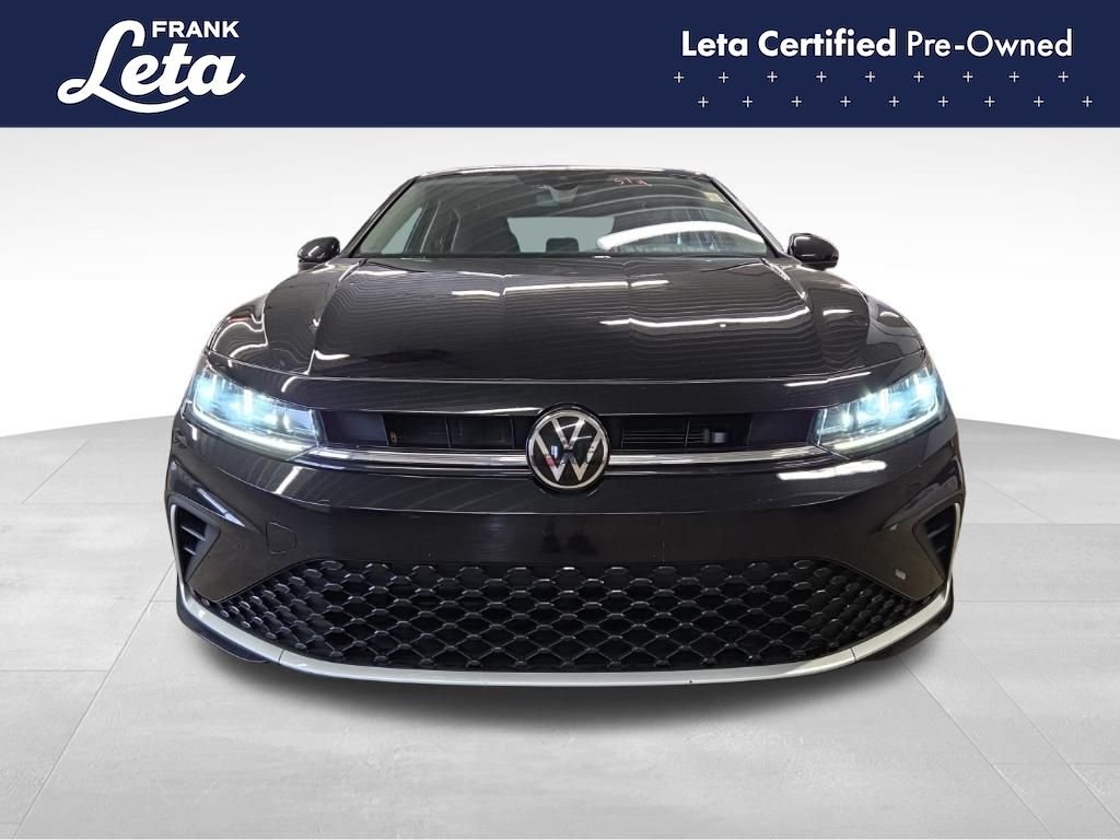 Used 2025 Deep Black Pearl Volkswagen  image 9