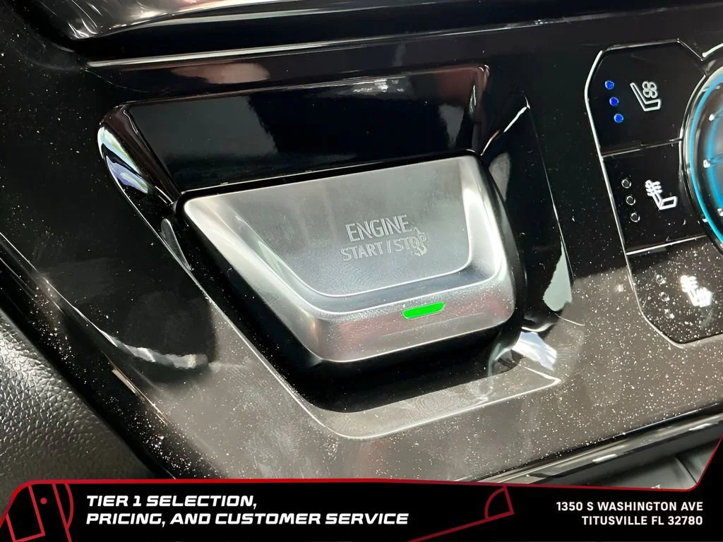 New 2026 Glacier White Tricoat GMC Denali Ultimate image 35