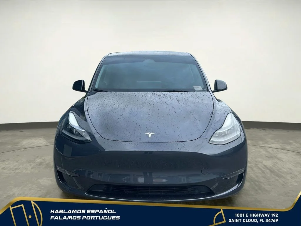 Used 2024  Tesla Long Range image 9