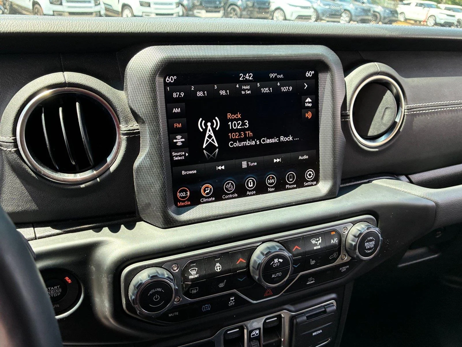 Used 2023 Black Clearcoat Jeep Sahara image 19