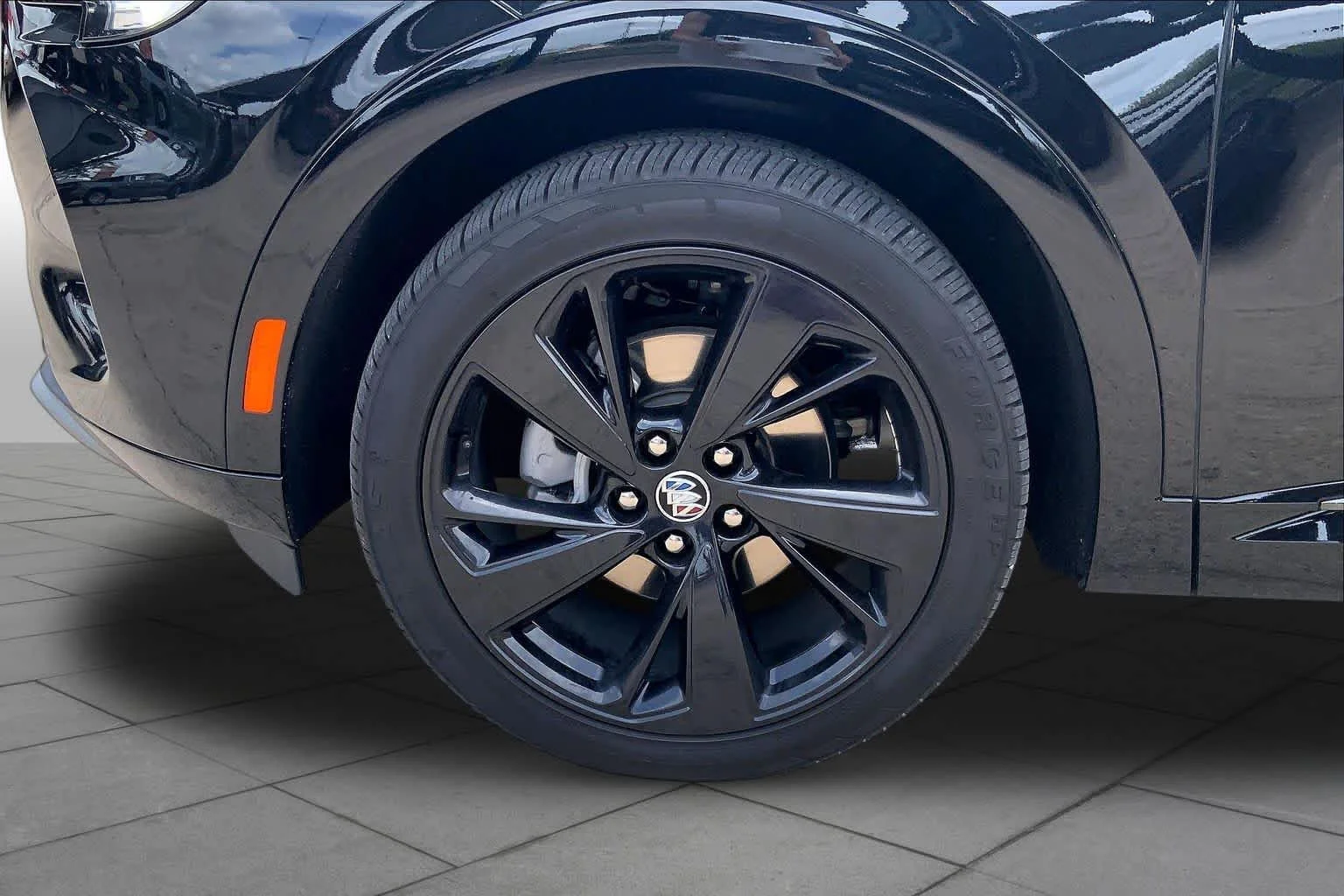 Used 2023 Ebony Twilight Metallic Buick Essence image 11