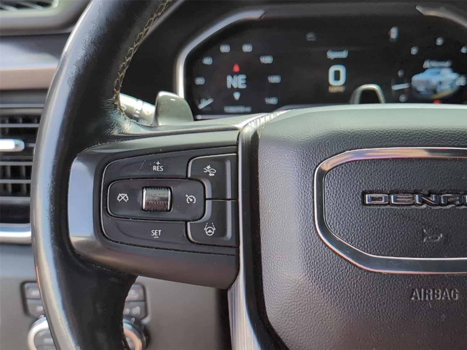Used 2023 Onyx Black GMC Denali Ultimate image 31