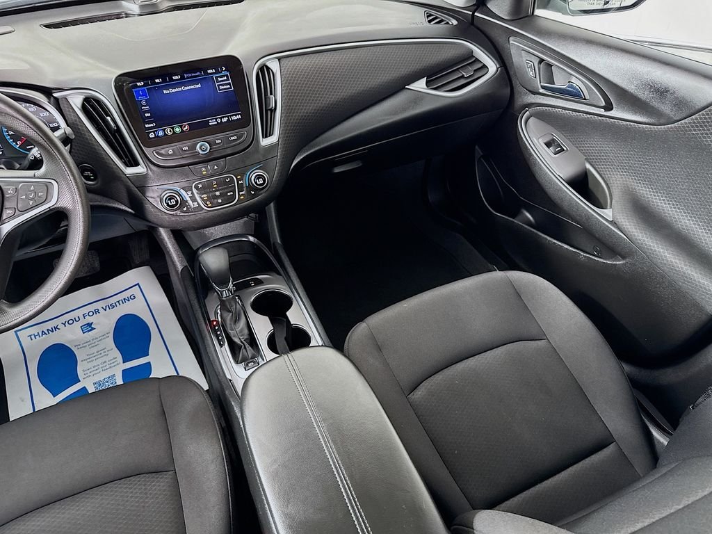 Used 2024 Sterling Gray Metallic Chevrolet LT image 28